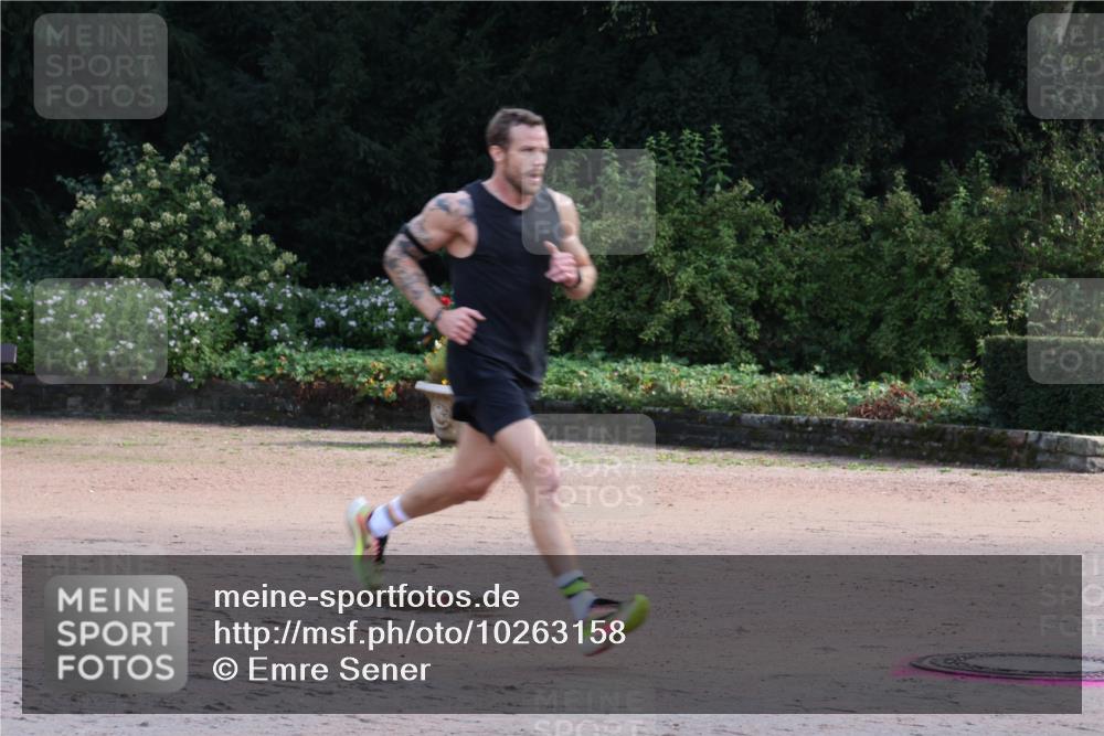 13.09.2026 - Stadtparktriathlon Emre Sener http://msf.ph/oto/10263158 13.09.2026 10:41:19 Laufen 263 meine-sportfotos.de