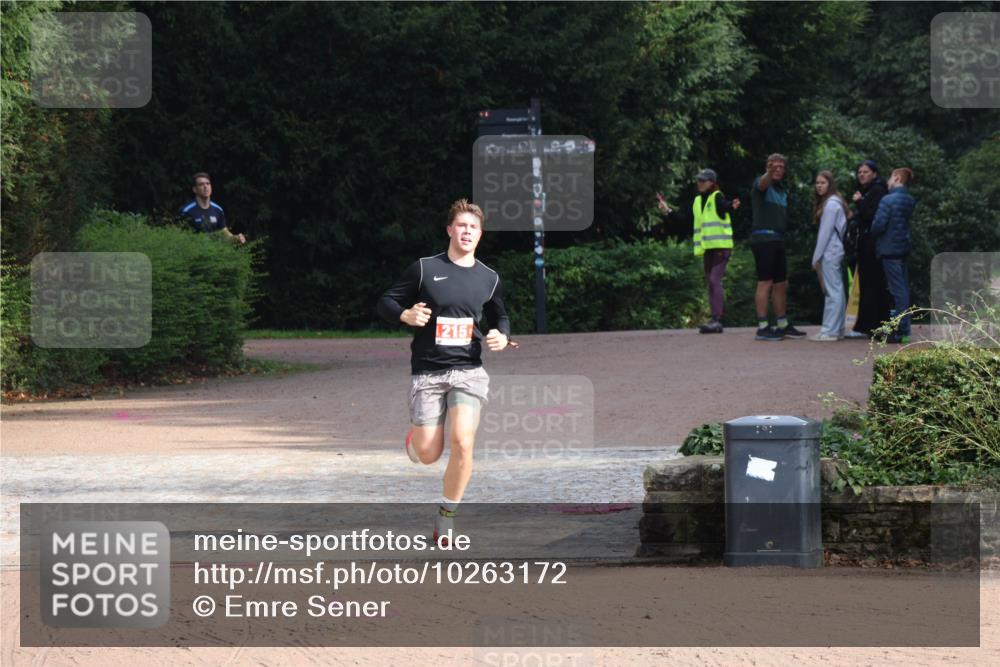 13.09.2026 - Stadtparktriathlon Emre Sener http://msf.ph/oto/10263172 13.09.2026 10:45:39 Laufen 215, 215, 226 meine-sportfotos.de