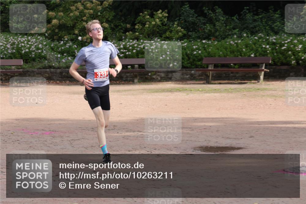13.09.2026 - Stadtparktriathlon Emre Sener http://msf.ph/oto/10263211 13.09.2026 10:47:05 Laufen 25, 333, 328, 333 meine-sportfotos.de
