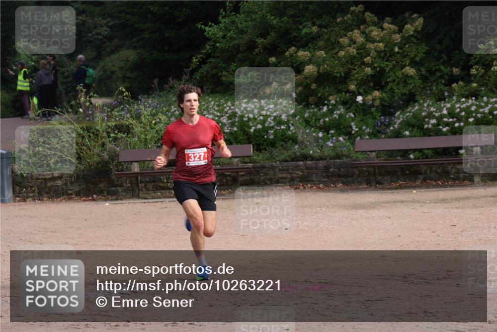 13.09.2026 - Stadtparktriathlon Emre Sener http://msf.ph/oto/10263221 13.09.2026 10:48:06 Laufen 327, 211, 212, 327 meine-sportfotos.de