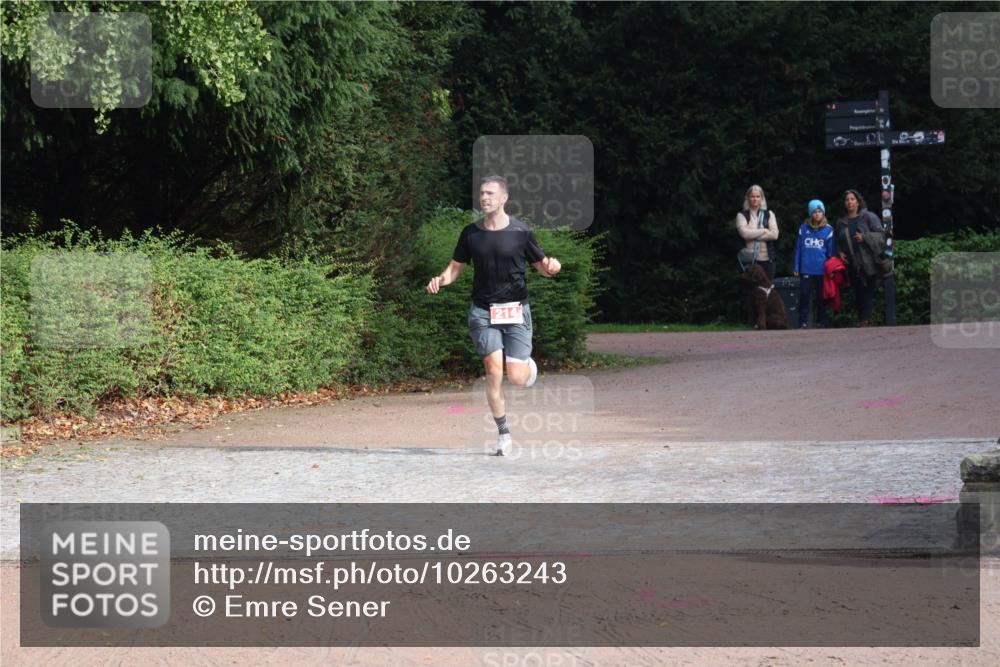13.09.2026 - Stadtparktriathlon Emre Sener http://msf.ph/oto/10263243 13.09.2026 10:49:29 Laufen 214, 214 meine-sportfotos.de