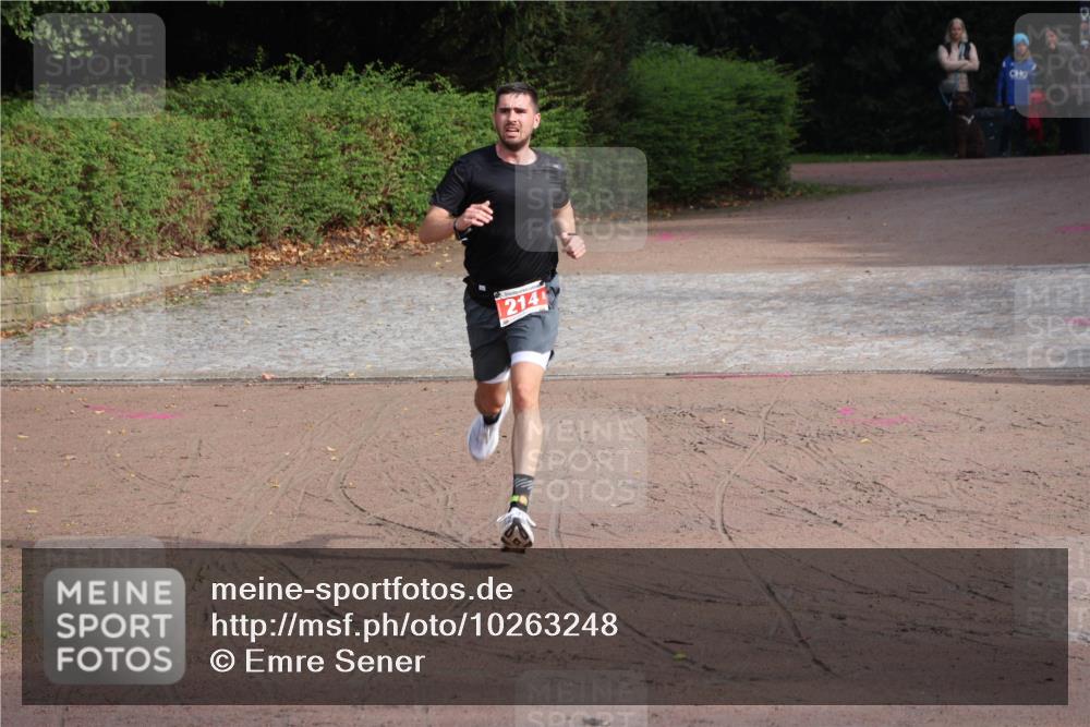 13.09.2026 - Stadtparktriathlon Emre Sener http://msf.ph/oto/10263248 13.09.2026 10:49:33 Laufen 214, 214 meine-sportfotos.de