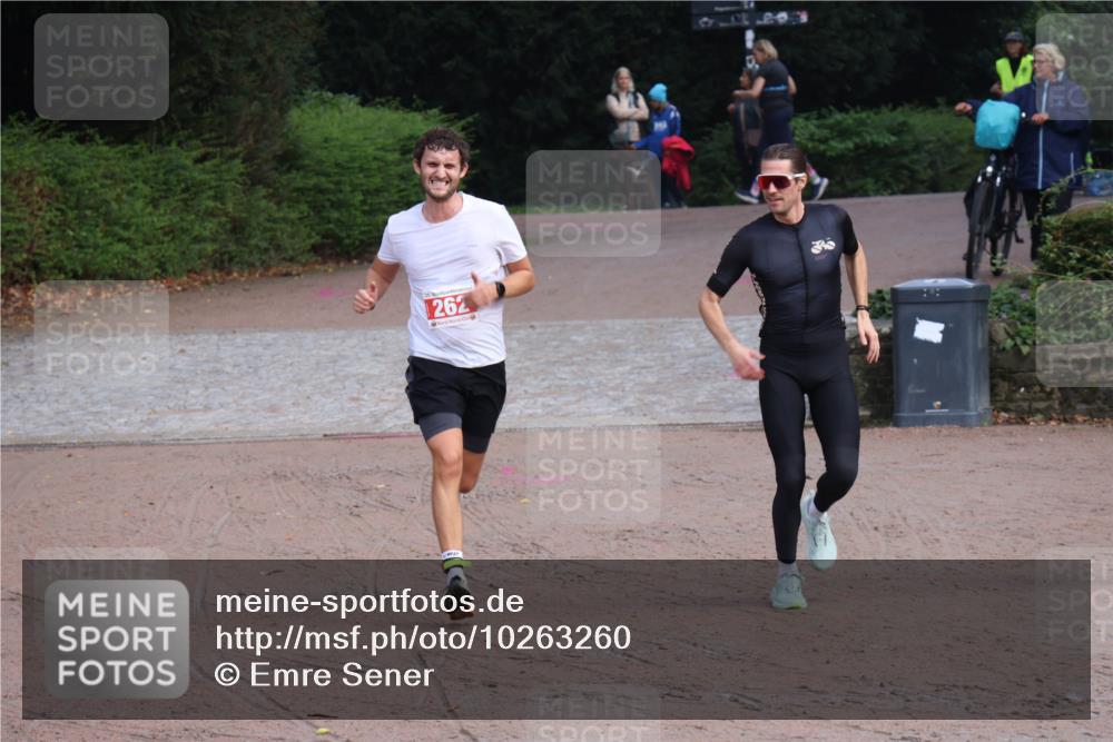 13.09.2026 - Stadtparktriathlon Emre Sener http://msf.ph/oto/10263260 13.09.2026 10:50:05 Laufen 262, 262 meine-sportfotos.de