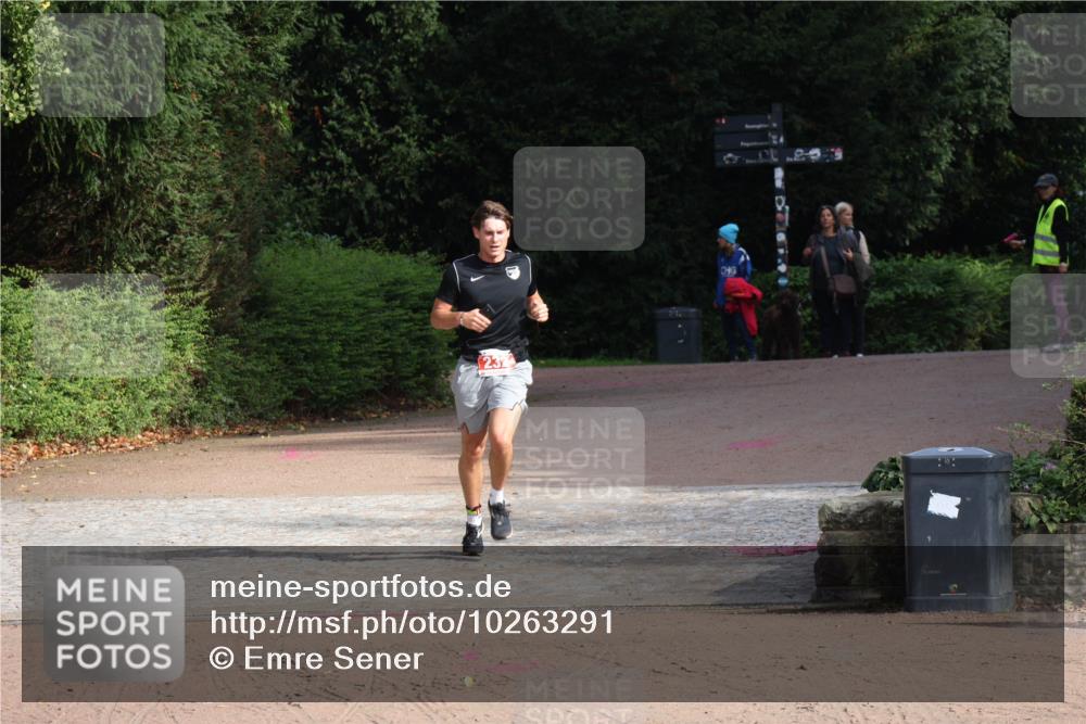 13.09.2026 - Stadtparktriathlon Emre Sener http://msf.ph/oto/10263291 13.09.2026 10:51:15 Laufen 23, 232 meine-sportfotos.de