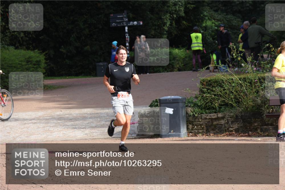 13.09.2026 - Stadtparktriathlon Emre Sener http://msf.ph/oto/10263295 13.09.2026 10:51:17 Laufen 232 meine-sportfotos.de