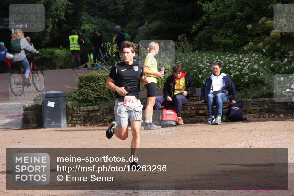 13.09.2026 - Stadtparktriathlon Emre Sener http://msf.ph/oto/10263296 13.09.2026 10:51:19 Laufen 23, 232 meine-sportfotos.de