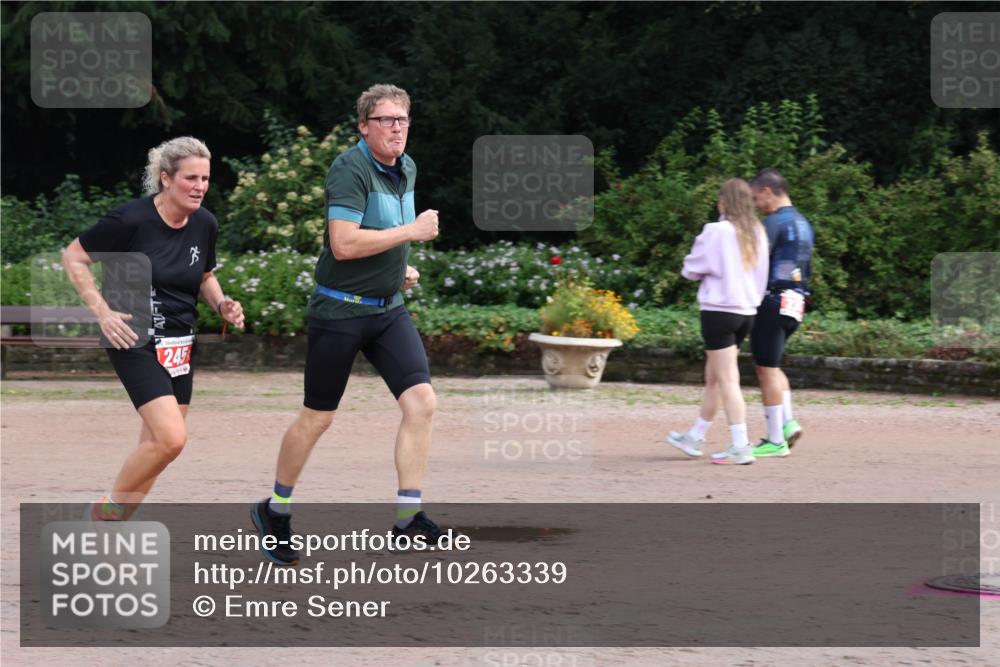 13.09.2026 - Stadtparktriathlon Emre Sener http://msf.ph/oto/10263339 13.09.2026 10:53:49 Laufen 245, 245 meine-sportfotos.de