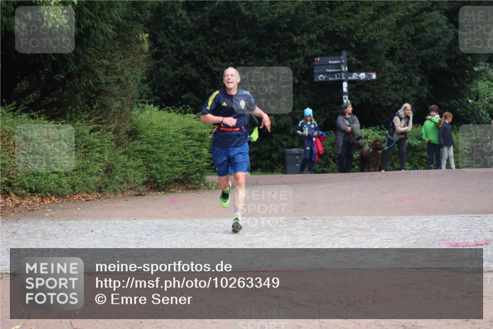 13.09.2026 - Stadtparktriathlon Emre Sener http://msf.ph/oto/10263349 13.09.2026 10:54:41 Laufen 225, 239 meine-sportfotos.de