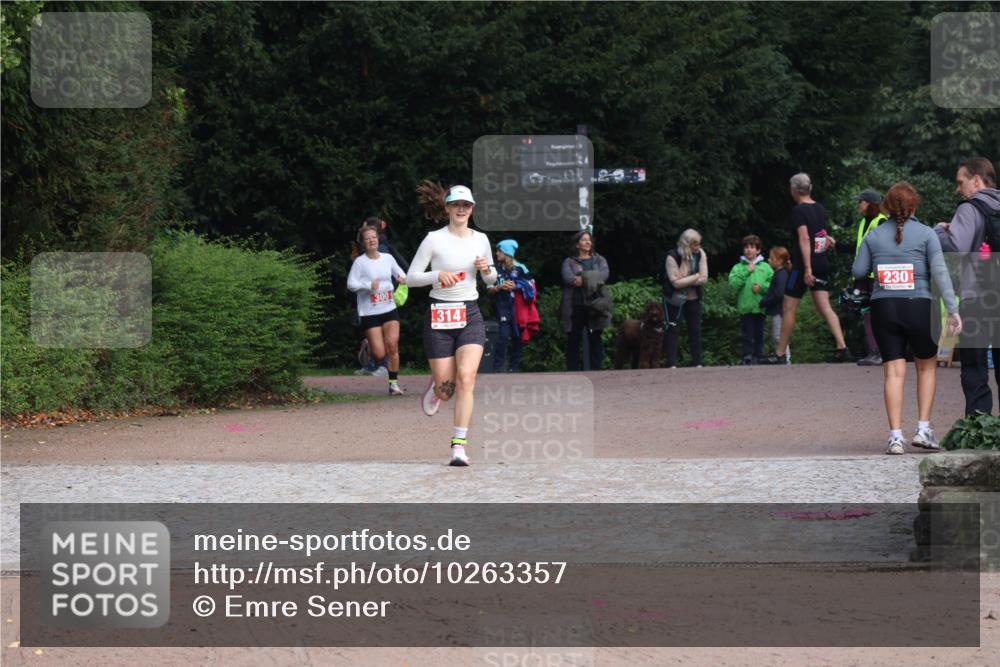 13.09.2026 - Stadtparktriathlon Emre Sener http://msf.ph/oto/10263357 13.09.2026 10:55:01 Laufen 300, 230, 314, 216, 217, 228, 287, 300, 314 meine-sportfotos.de