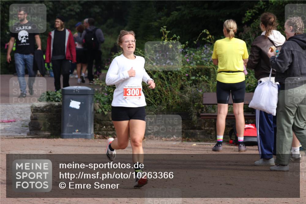 13.09.2026 - Stadtparktriathlon Emre Sener http://msf.ph/oto/10263366 13.09.2026 10:55:12 Laufen 25, 300, 216, 217, 228, 287, 300, 314 meine-sportfotos.de