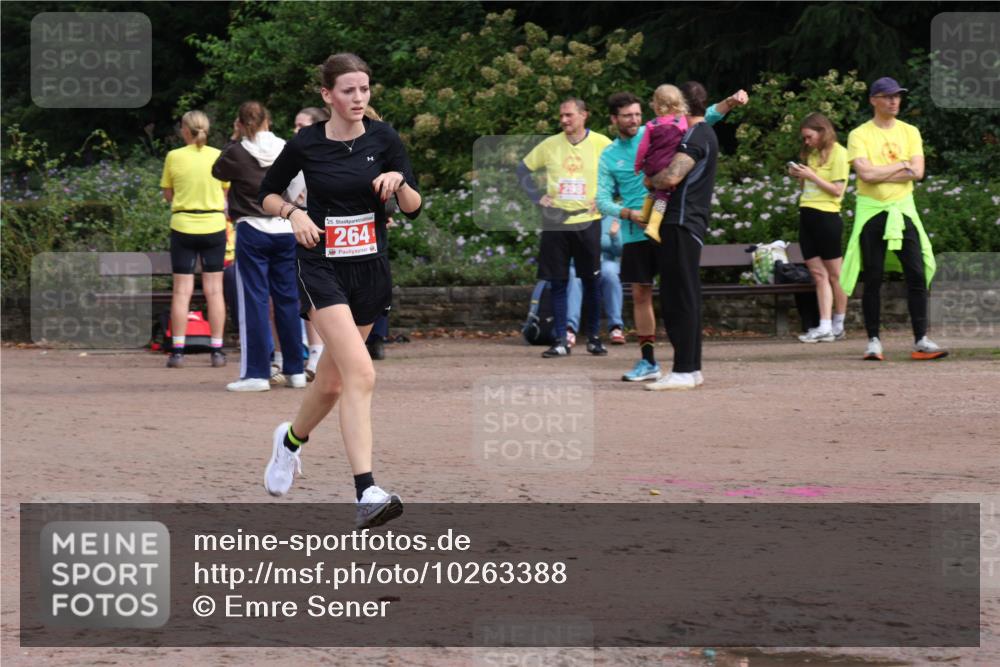 13.09.2026 - Stadtparktriathlon Emre Sener http://msf.ph/oto/10263388 13.09.2026 10:56:14 Laufen 25, 264, 264, 293, 301 meine-sportfotos.de