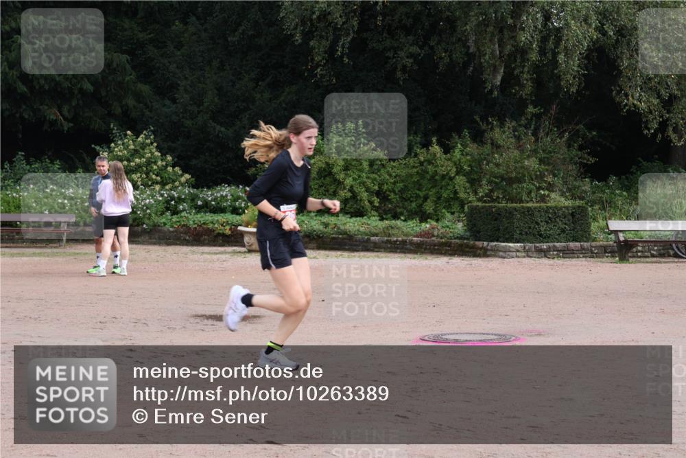 13.09.2026 - Stadtparktriathlon Emre Sener http://msf.ph/oto/10263389 13.09.2026 10:56:16 Laufen 264, 293, 301 meine-sportfotos.de