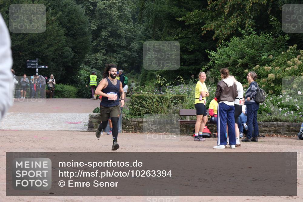 13.09.2026 - Stadtparktriathlon Emre Sener http://msf.ph/oto/10263394 13.09.2026 10:56:24 Laufen 293, 301 meine-sportfotos.de