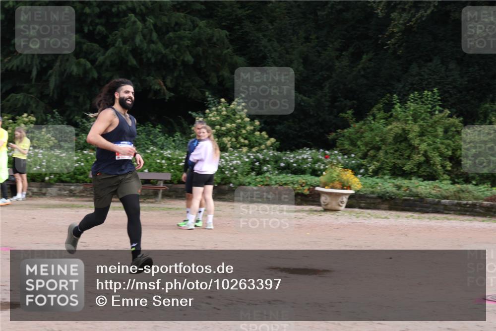 13.09.2026 - Stadtparktriathlon Emre Sener http://msf.ph/oto/10263397 13.09.2026 10:56:26 Laufen 293 meine-sportfotos.de