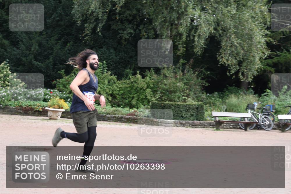 13.09.2026 - Stadtparktriathlon Emre Sener http://msf.ph/oto/10263398 13.09.2026 10:56:27 Laufen 293 meine-sportfotos.de