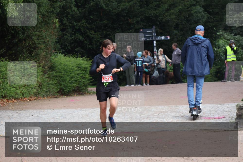 13.09.2026 - Stadtparktriathlon Emre Sener http://msf.ph/oto/10263407 13.09.2026 10:57:56 Laufen 322, 10018, 10, 249, 285, 322 meine-sportfotos.de