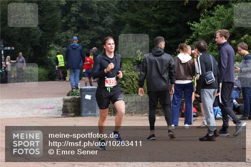 13.09.2026 - Stadtparktriathlon Emre Sener http://msf.ph/oto/10263411 13.09.2026 10:57:59 Laufen 322, 285, 322 meine-sportfotos.de