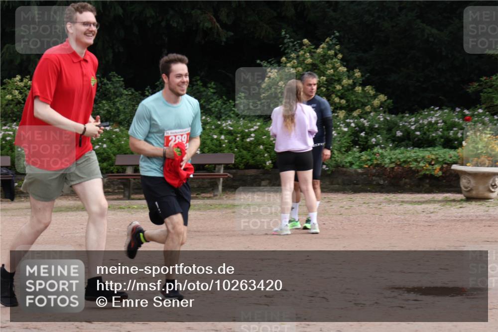 13.09.2026 - Stadtparktriathlon Emre Sener http://msf.ph/oto/10263420 13.09.2026 10:58:23 Laufen 237, 289 meine-sportfotos.de