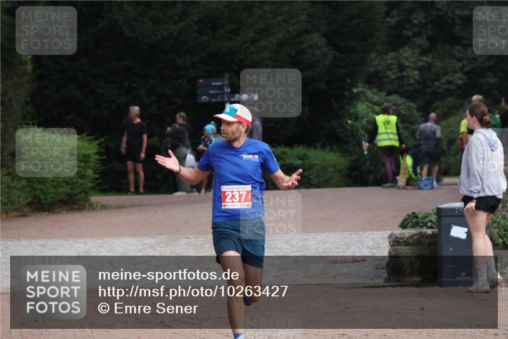 13.09.2026 - Stadtparktriathlon Emre Sener http://msf.ph/oto/10263427 13.09.2026 10:58:37 Laufen 25, 237, 210, 237 meine-sportfotos.de