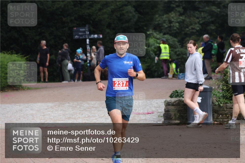 13.09.2026 - Stadtparktriathlon Emre Sener http://msf.ph/oto/10263429 13.09.2026 10:58:37 Laufen 25, 237, 7, 130, 210, 237 meine-sportfotos.de