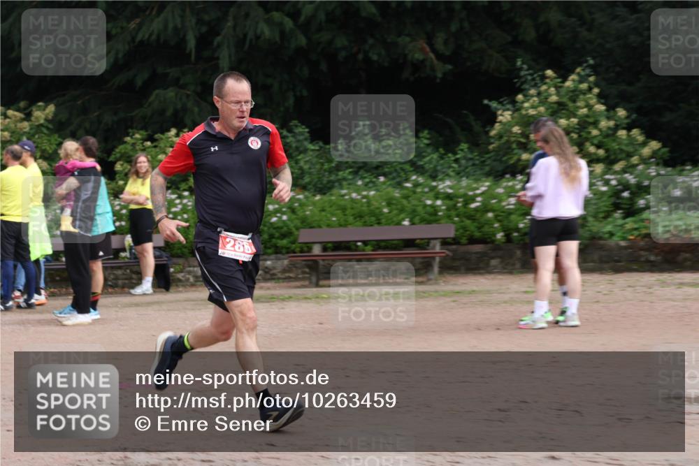 13.09.2026 - Stadtparktriathlon Emre Sener http://msf.ph/oto/10263459 13.09.2026 10:59:12 Laufen 286, 284, 286 meine-sportfotos.de