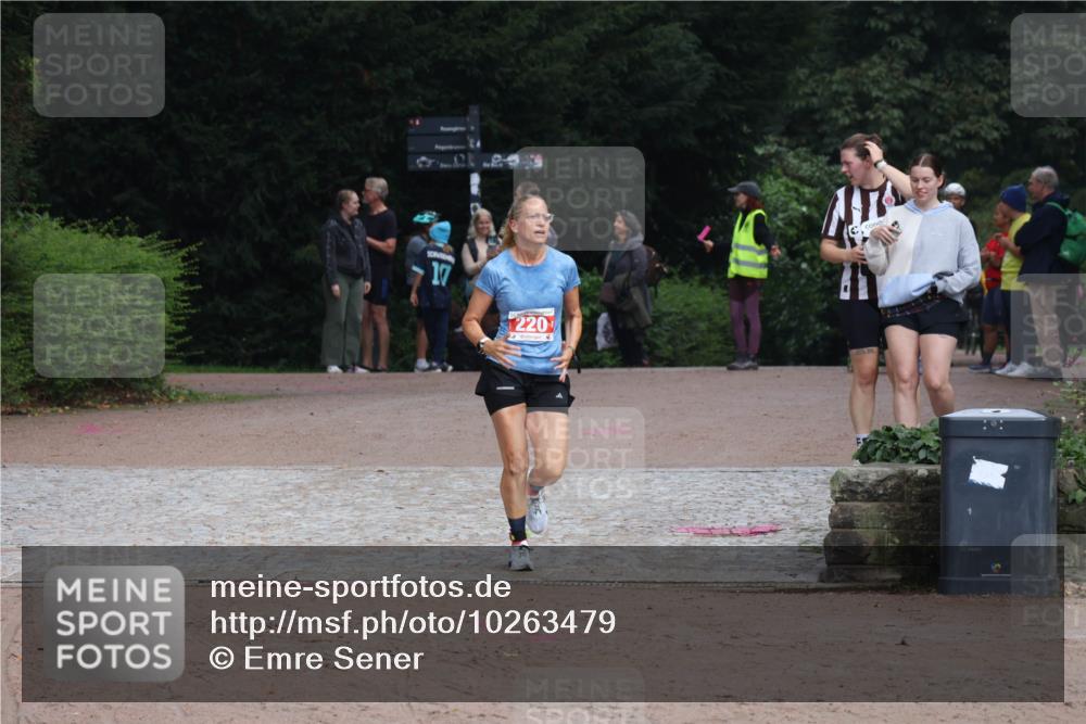 13.09.2026 - Stadtparktriathlon Emre Sener http://msf.ph/oto/10263479 13.09.2026 10:59:47 Laufen 17, 220, 219, 220, 227 meine-sportfotos.de
