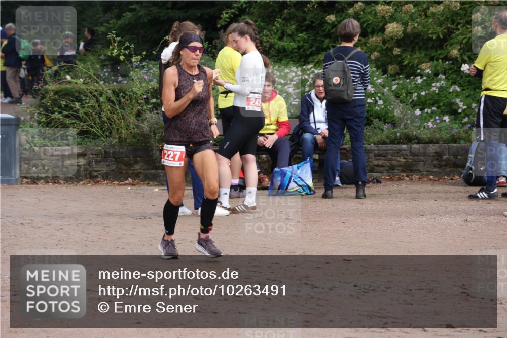 13.09.2026 - Stadtparktriathlon Emre Sener http://msf.ph/oto/10263491 13.09.2026 11:00:03 Laufen 227, 242, 220, 227, 317 meine-sportfotos.de