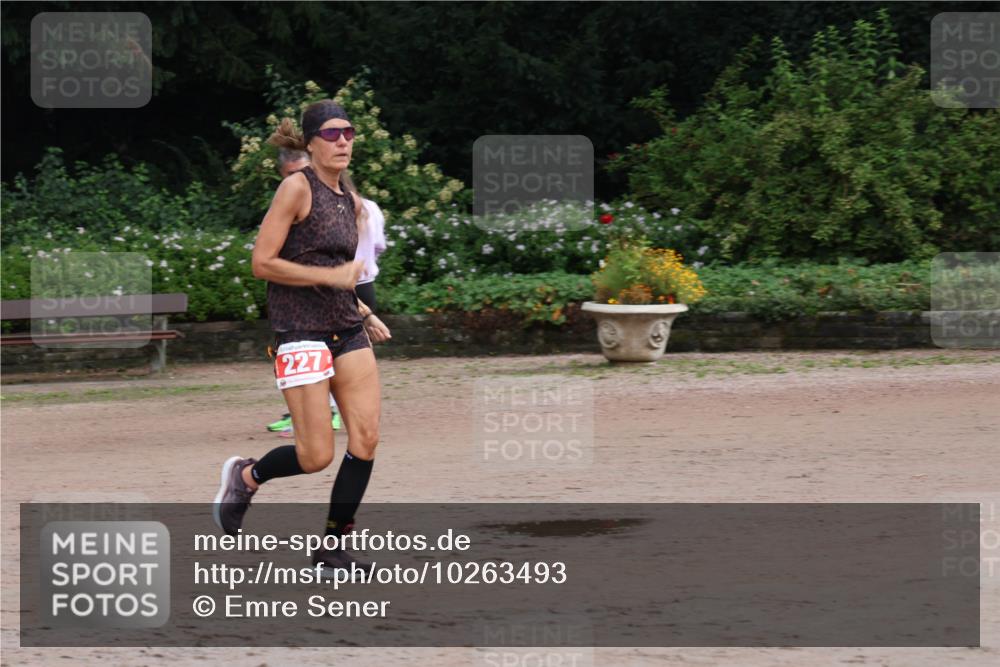 13.09.2026 - Stadtparktriathlon Emre Sener http://msf.ph/oto/10263493 13.09.2026 11:00:06 Laufen 227, 220, 227, 317 meine-sportfotos.de