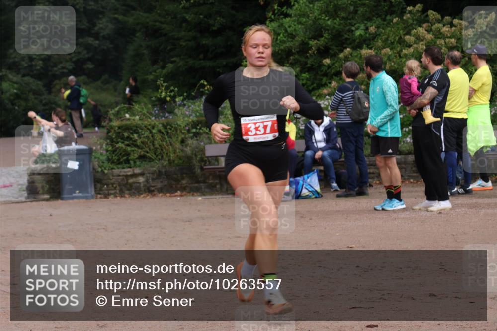 13.09.2026 - Stadtparktriathlon Emre Sener http://msf.ph/oto/10263557 13.09.2026 11:01:56 Laufen 25, 337, 251, 274, 309, 337 meine-sportfotos.de