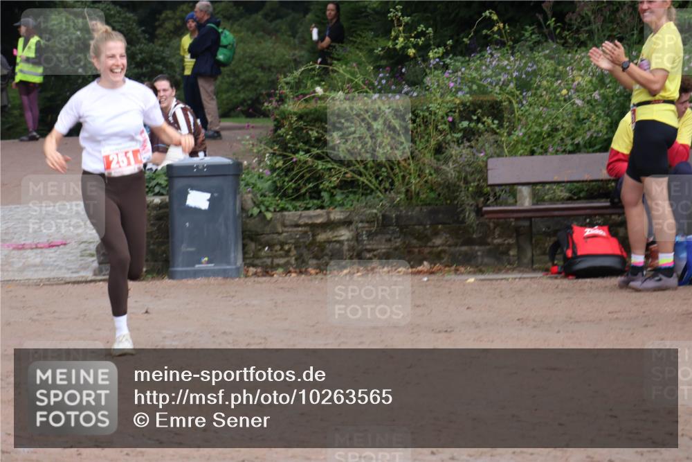 13.09.2026 - Stadtparktriathlon Emre Sener http://msf.ph/oto/10263565 13.09.2026 11:02:08 Laufen 251, 247, 251, 274 meine-sportfotos.de