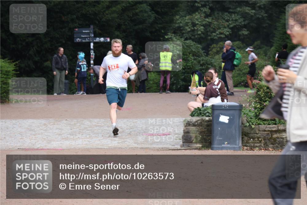13.09.2026 - Stadtparktriathlon Emre Sener http://msf.ph/oto/10263573 13.09.2026 11:02:19 Laufen 10, 247, 247 meine-sportfotos.de