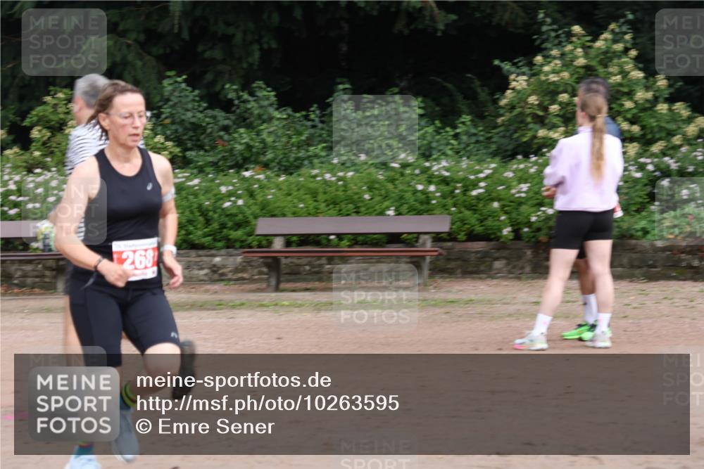 13.09.2026 - Stadtparktriathlon Emre Sener http://msf.ph/oto/10263595 13.09.2026 11:03:06 Laufen 268, 243, 267, 268 meine-sportfotos.de