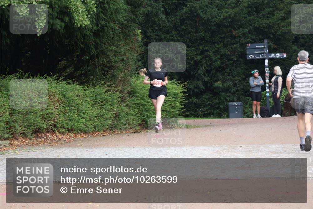13.09.2026 - Stadtparktriathlon Emre Sener http://msf.ph/oto/10263599 13.09.2026 11:03:14 Laufen 43, 243 meine-sportfotos.de