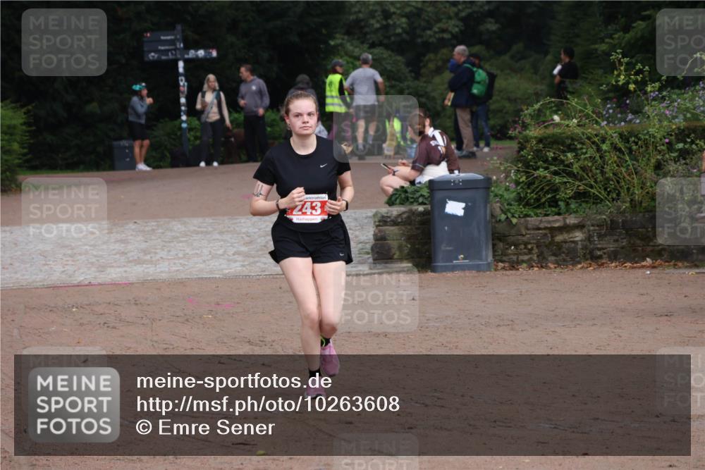 13.09.2026 - Stadtparktriathlon Emre Sener http://msf.ph/oto/10263608 13.09.2026 11:03:23 Laufen 243, 243, 296 meine-sportfotos.de