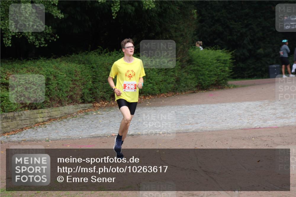 13.09.2026 - Stadtparktriathlon Emre Sener http://msf.ph/oto/10263617 13.09.2026 11:03:38 Laufen 25, 296, 296 meine-sportfotos.de