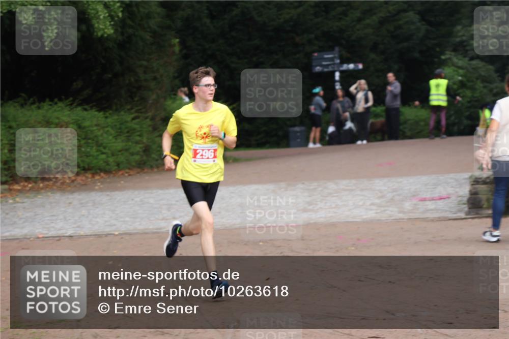13.09.2026 - Stadtparktriathlon Emre Sener http://msf.ph/oto/10263618 13.09.2026 11:03:39 Laufen 296, 296 meine-sportfotos.de