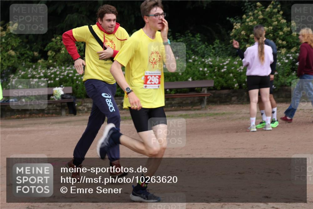 13.09.2026 - Stadtparktriathlon Emre Sener http://msf.ph/oto/10263620 13.09.2026 11:03:42 Laufen 296, 296 meine-sportfotos.de