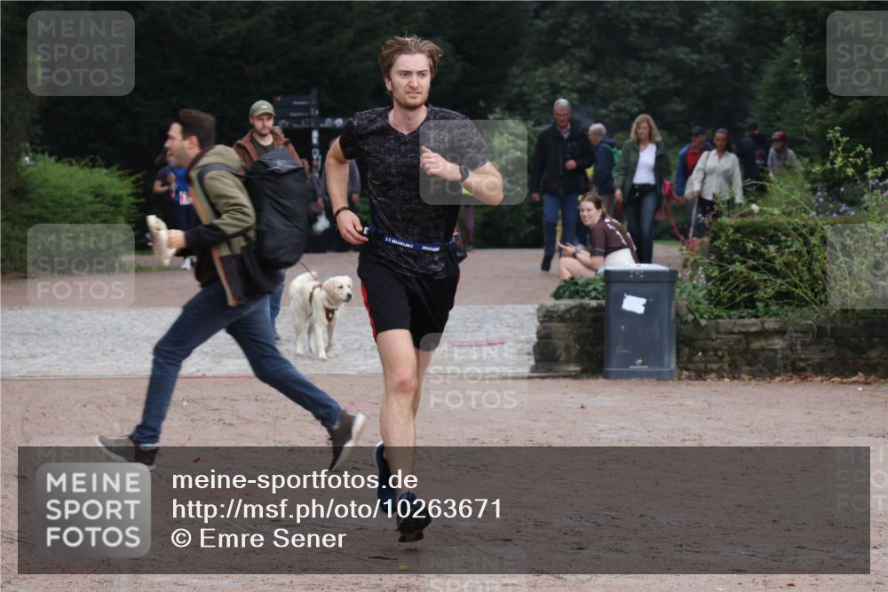 13.09.2026 - Stadtparktriathlon Emre Sener http://msf.ph/oto/10263671 13.09.2026 11:05:30 Laufen 1, 224, 233, 234, 236, 295, 331, 332 meine-sportfotos.de