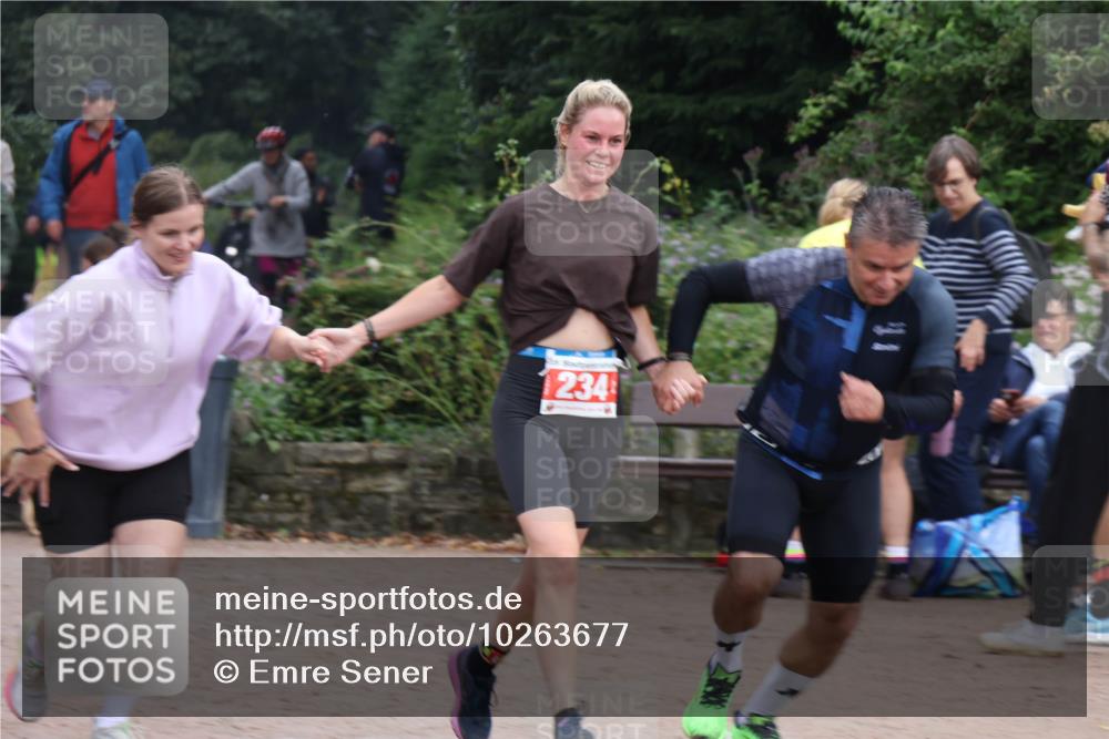 13.09.2026 - Stadtparktriathlon Emre Sener http://msf.ph/oto/10263677 13.09.2026 11:05:42 Laufen 234, 233, 234, 236, 254, 295, 331, 332 meine-sportfotos.de