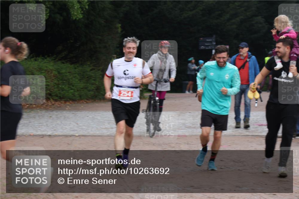 13.09.2026 - Stadtparktriathlon Emre Sener http://msf.ph/oto/10263692 13.09.2026 11:05:51 Laufen 254, 233, 234, 236, 254, 295 meine-sportfotos.de