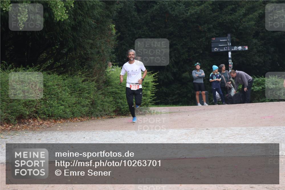 13.09.2026 - Stadtparktriathlon Emre Sener http://msf.ph/oto/10263701 13.09.2026 11:06:16 Laufen 303, 303 meine-sportfotos.de