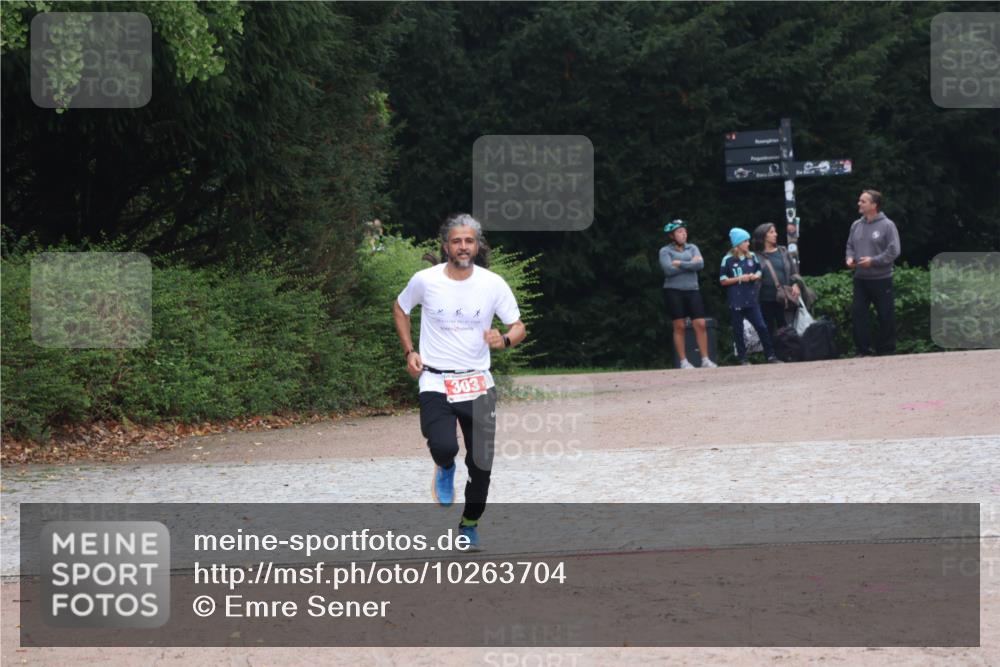 13.09.2026 - Stadtparktriathlon Emre Sener http://msf.ph/oto/10263704 13.09.2026 11:06:18 Laufen 303, 303 meine-sportfotos.de