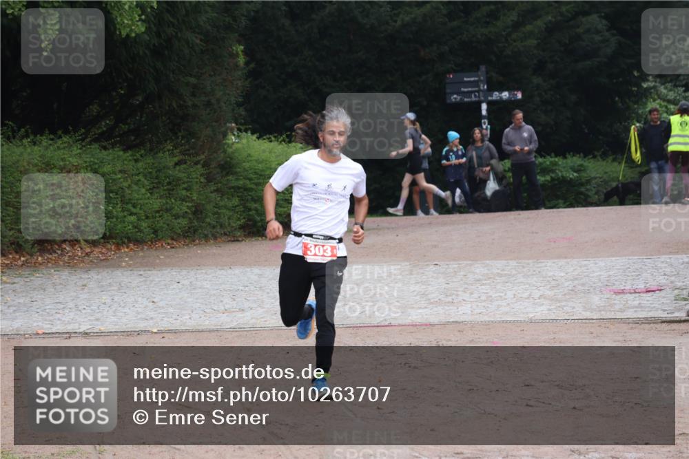 13.09.2026 - Stadtparktriathlon Emre Sener http://msf.ph/oto/10263707 13.09.2026 11:06:20 Laufen 303, 303 meine-sportfotos.de