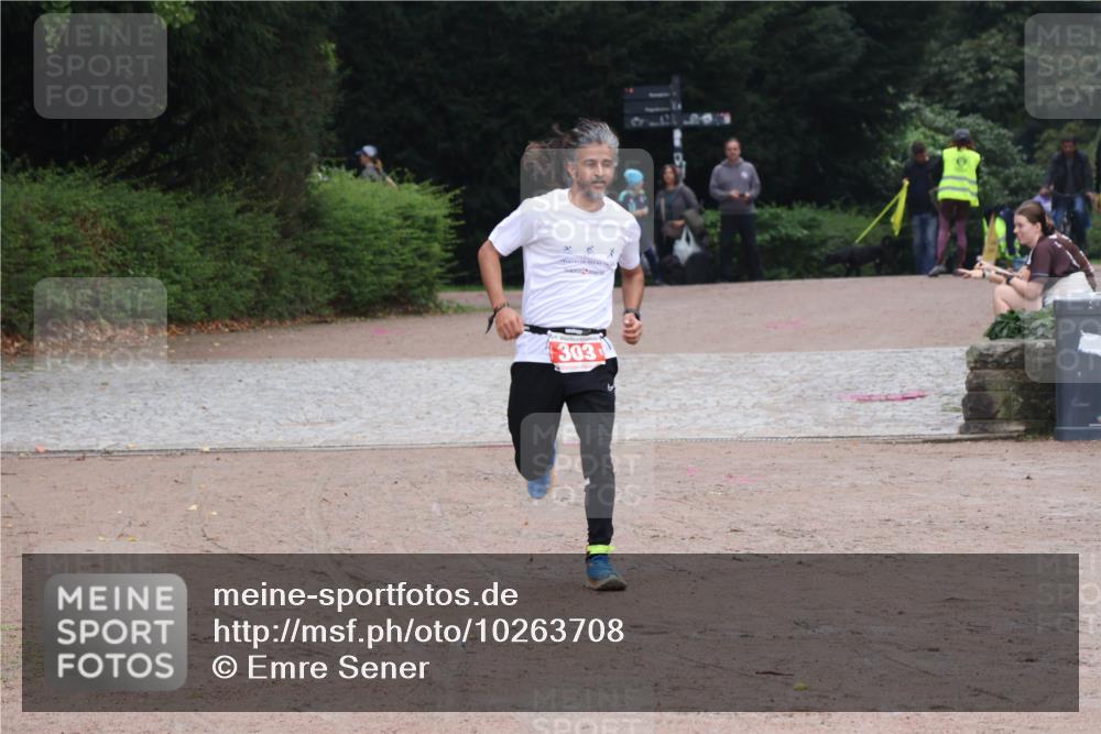 13.09.2026 - Stadtparktriathlon Emre Sener http://msf.ph/oto/10263708 13.09.2026 11:06:21 Laufen 303, 303 meine-sportfotos.de