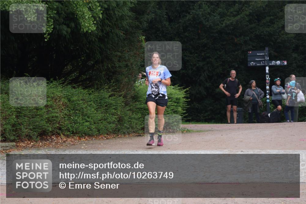 13.09.2026 - Stadtparktriathlon Emre Sener http://msf.ph/oto/10263749 13.09.2026 11:10:10 Laufen 256, 256 meine-sportfotos.de
