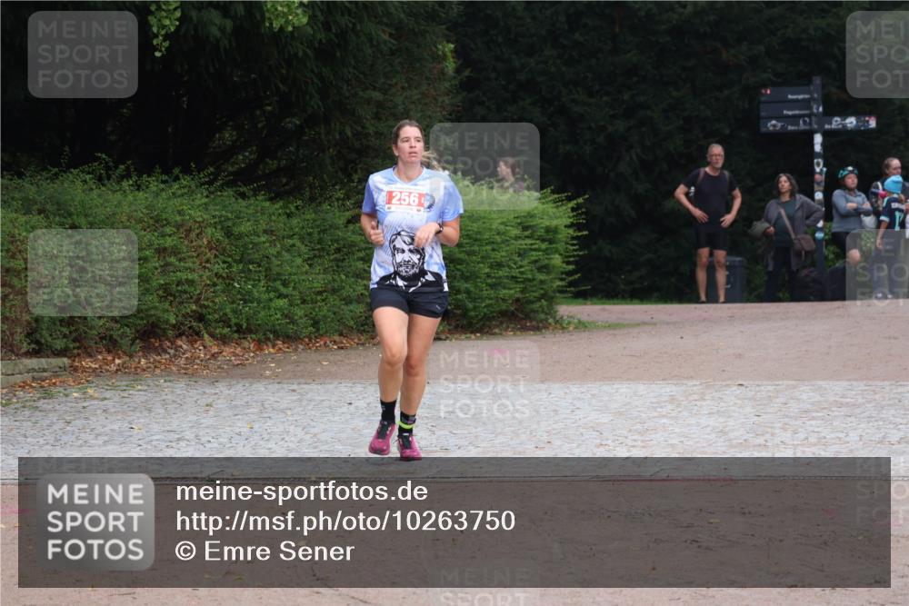 13.09.2026 - Stadtparktriathlon Emre Sener http://msf.ph/oto/10263750 13.09.2026 11:10:12 Laufen 1256, 256 meine-sportfotos.de