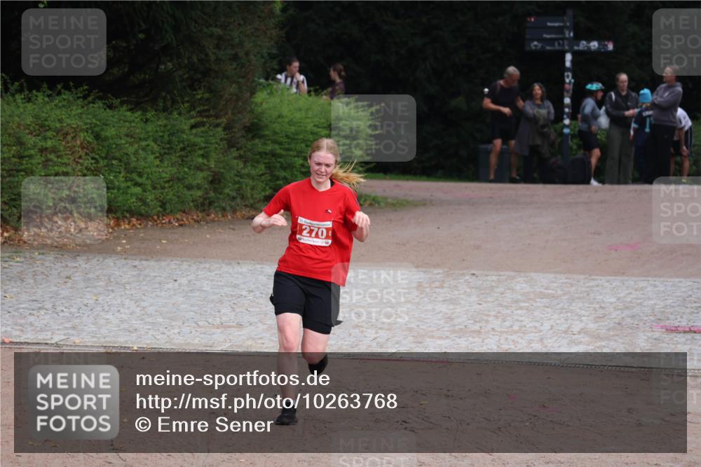 13.09.2026 - Stadtparktriathlon Emre Sener http://msf.ph/oto/10263768 13.09.2026 11:11:28 Laufen 25, 270, 271 meine-sportfotos.de