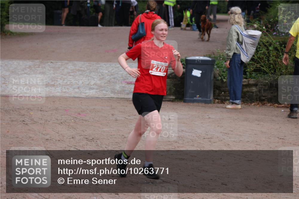 13.09.2026 - Stadtparktriathlon Emre Sener http://msf.ph/oto/10263771 13.09.2026 11:11:30 Laufen 35, 270, 271, 323 meine-sportfotos.de