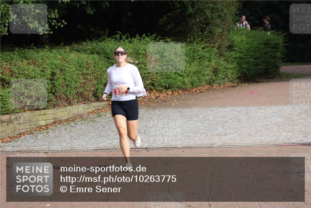13.09.2026 - Stadtparktriathlon Emre Sener http://msf.ph/oto/10263775 13.09.2026 11:11:47 Laufen 320, 271, 323 meine-sportfotos.de