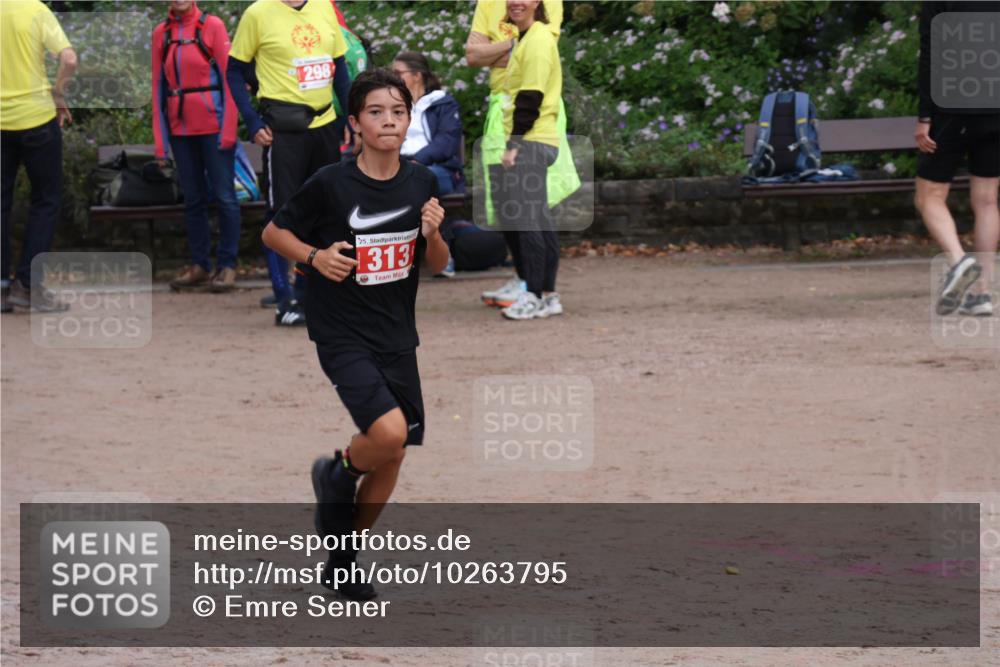 13.09.2026 - Stadtparktriathlon Emre Sener http://msf.ph/oto/10263795 13.09.2026 11:12:39 Laufen 298, 25, 313, 294, 313, 319 meine-sportfotos.de